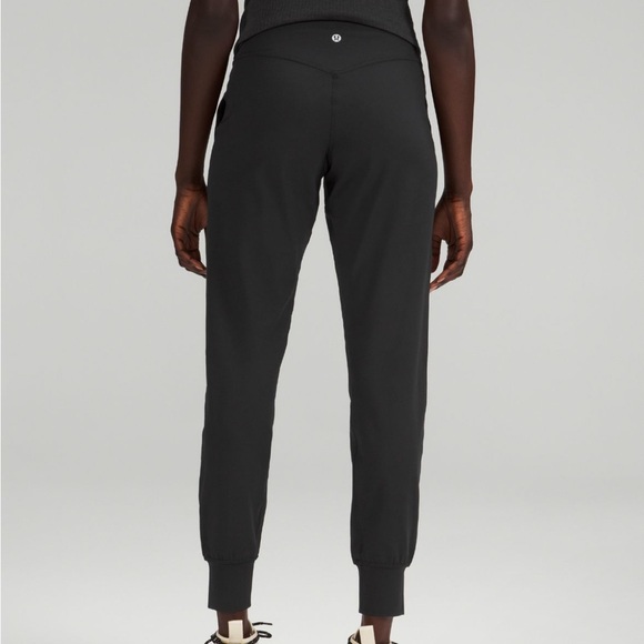 Lululemon Align High Rise Jogger - Full Length - Picture 2 of 5